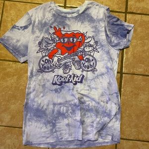Summer cleaning! Shirt is a Medium. Long sleeves are Larges. Very good condition